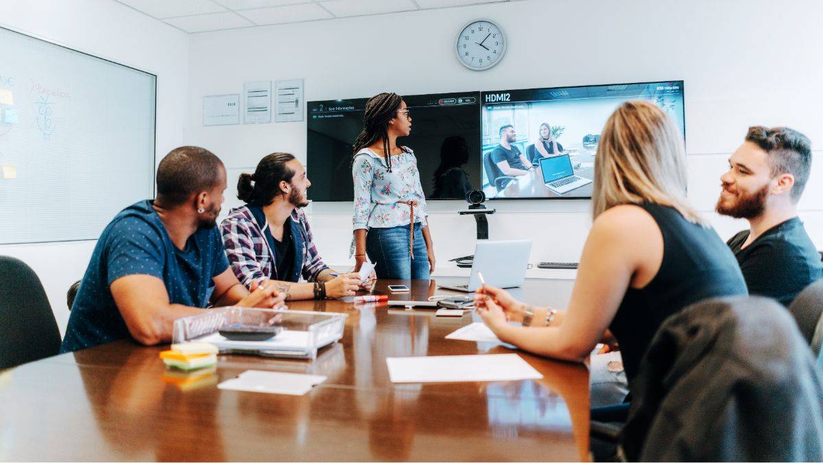 Aproveche el AV en espacios de trabajo digitales