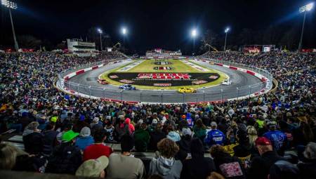 Harman mejorará experiencia de audio a aficionados de Nascar